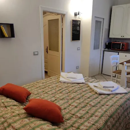 La Piccola Posta Di *